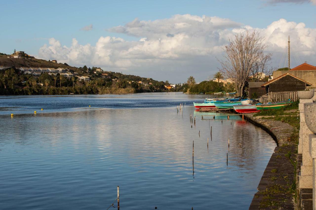 Case Panoramiche Sul Lago Messina Ngoại thất bức ảnh